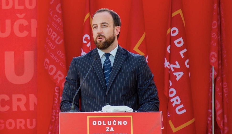 Nikolić: Leposavić potvrdio da Krivokapićeva vlada ne priznaje genocid u Srebrenici