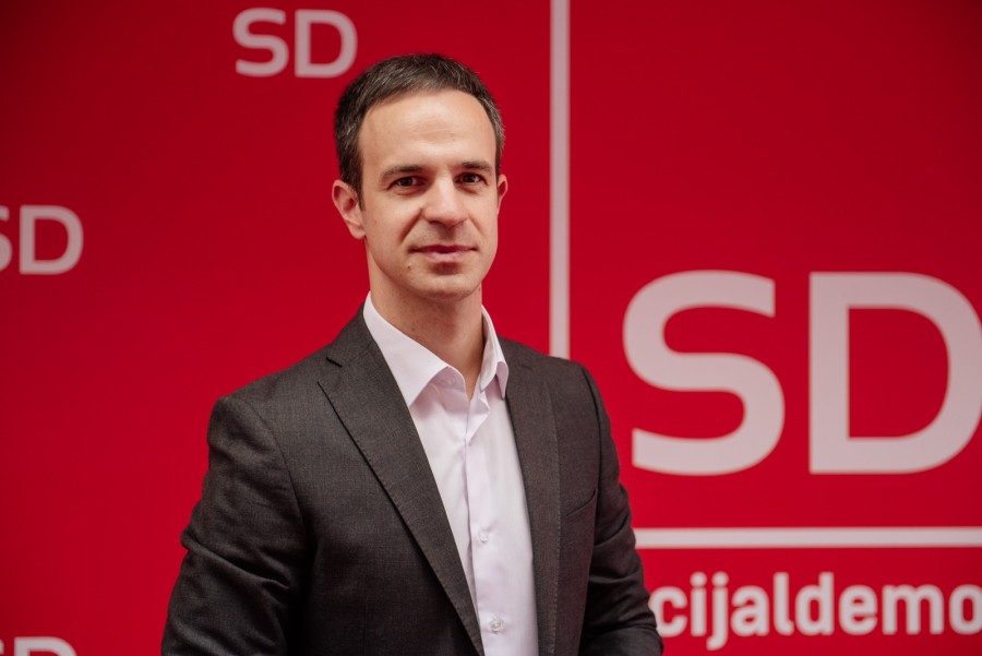 Mugoša: Prosvjetni radnici treba da budu u prioritetnim grupama za vakcinaciju