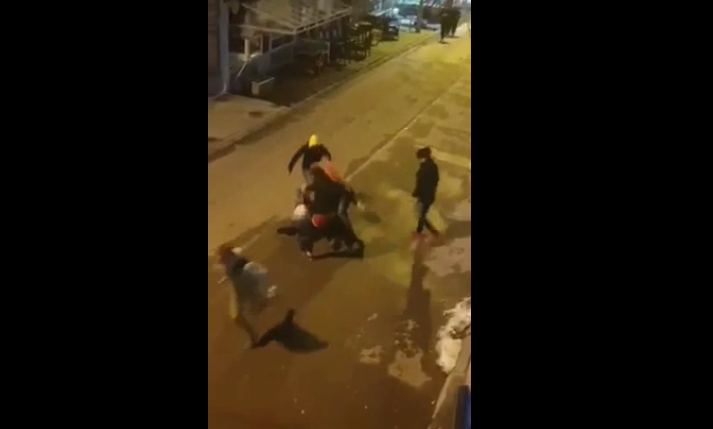 Šestorica tukla mladića u Gusinju, policija traži napadače
