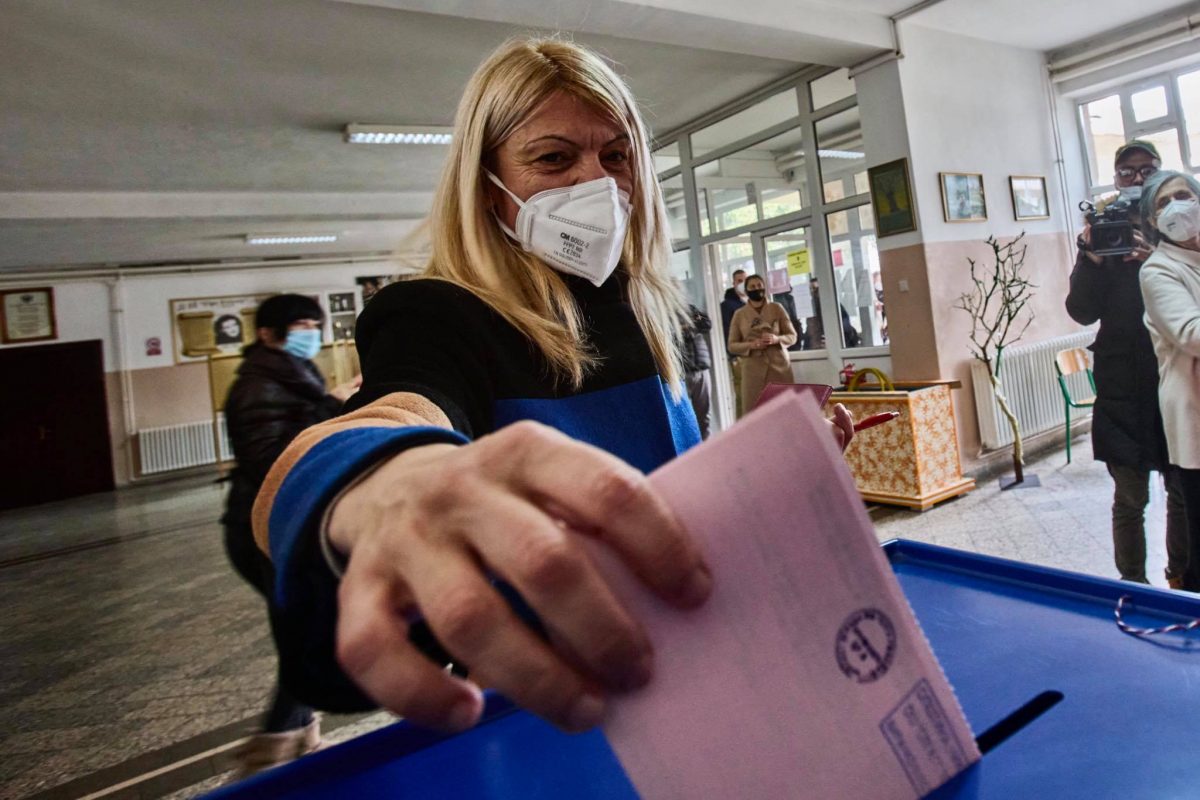 Sanja Damjanović iskoristila biračko pravo: Svi mladi u Nikšiću su evropska budućnost, bez obzira kojoj partiji pripadaju