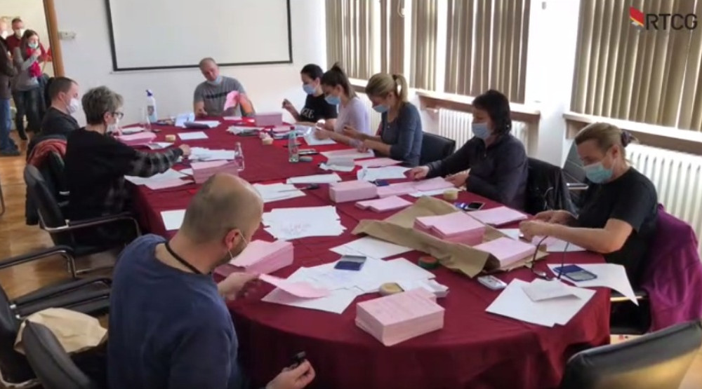 Izbori u Nikšiću: Listići odštampani, 400 birača više