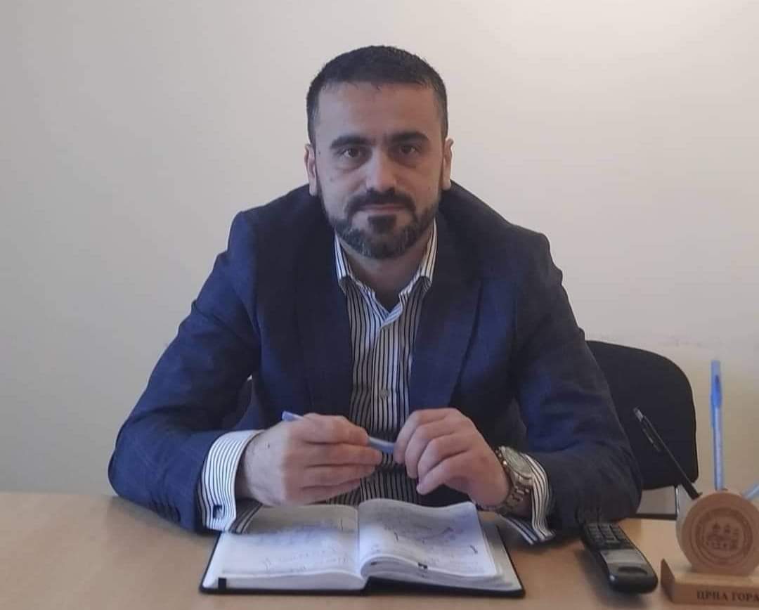 Vlahović: Nije problem to što je neko drugačiji, problem je kada je taj neko prevarant