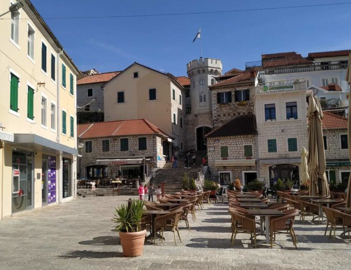 Novska URA: Opština da se aktivno uključi u organizaciji turističke sezone, pomoć Vlade nije dovoljna