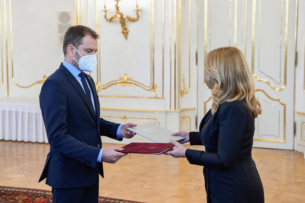 Ovo je PRVA evropska vlada koja je PALA zbog pandemije