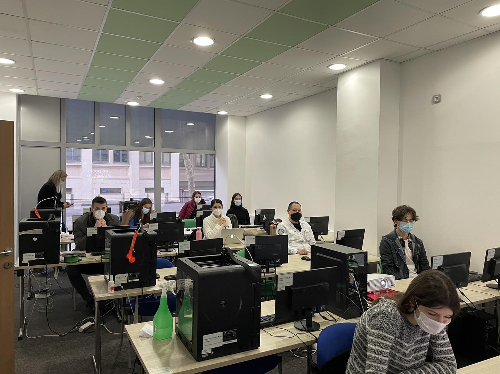 Kancelarija za mlade i NVO “Inovacije.me” organizovali kurs “Excel od početka”