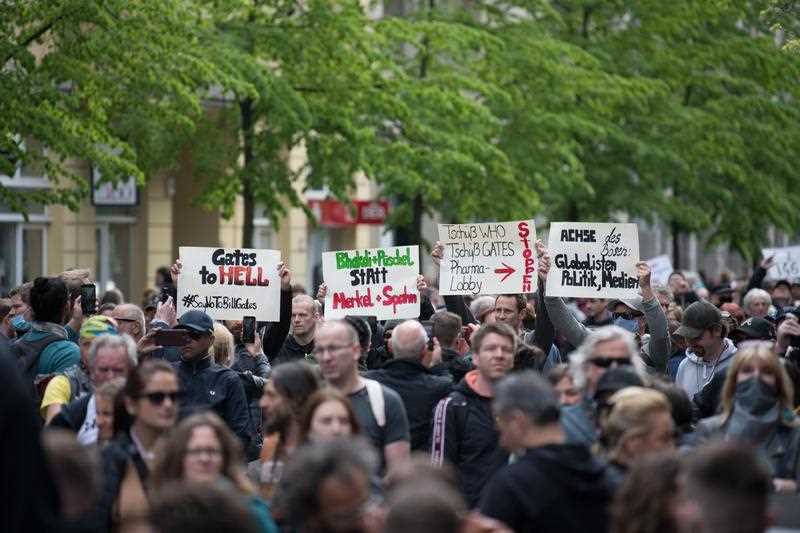 Protesti u Njemačkoj protiv novih mjera: “Sloboda umjesto Merkel”