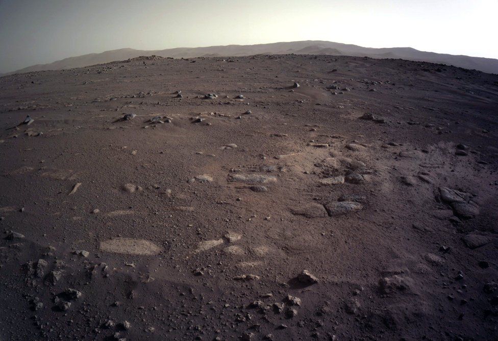 (VIDEO) Rover NASA-e prvi put vozio površinom Marsa