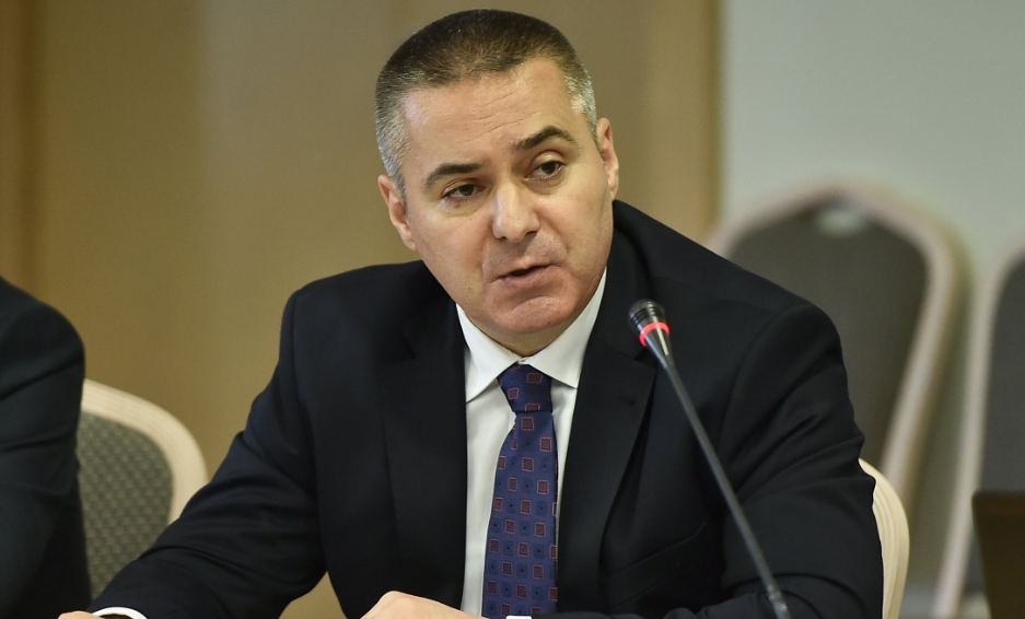 Veljović: Podržavam građane koji se suprotstavljaju bezakonju