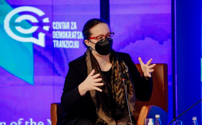 Kovačević: Činjenica nikad manje, a medijskih manipulacija nikad više