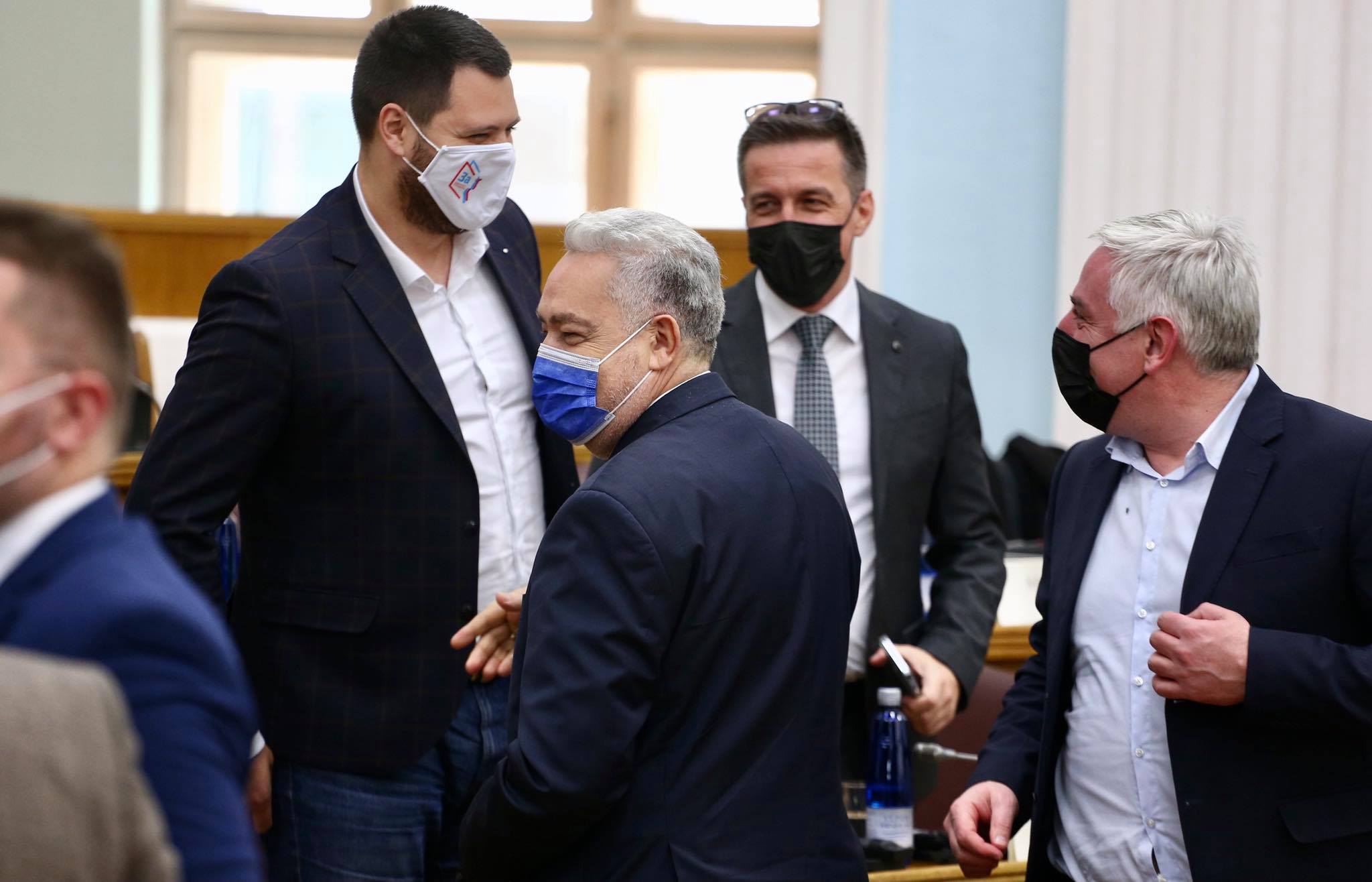 DF od danas kreće u rekonstrukciju Vlade, tražiće podršku BS i Albanske liste
