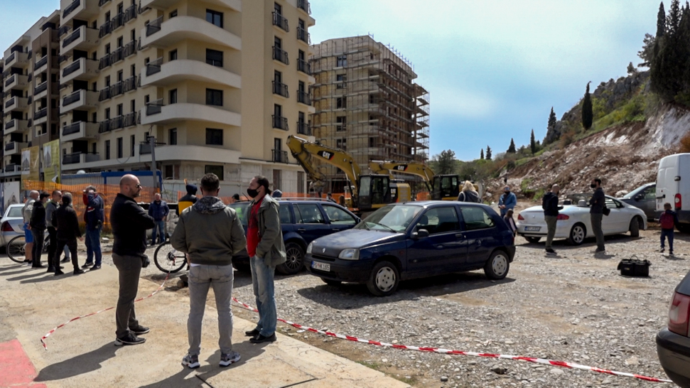 Protest građana: Ljubović neće biti nastrešnica za privatne automobile