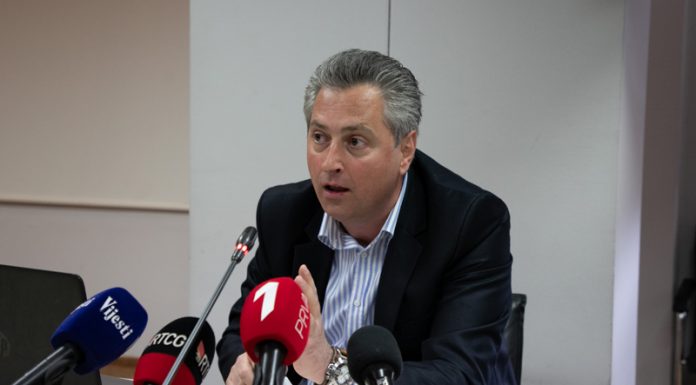 BUGARIN ZA STANDARD: MUP mora da utvrdi imaju li ministri dvojna državljanstva i prebivališta
