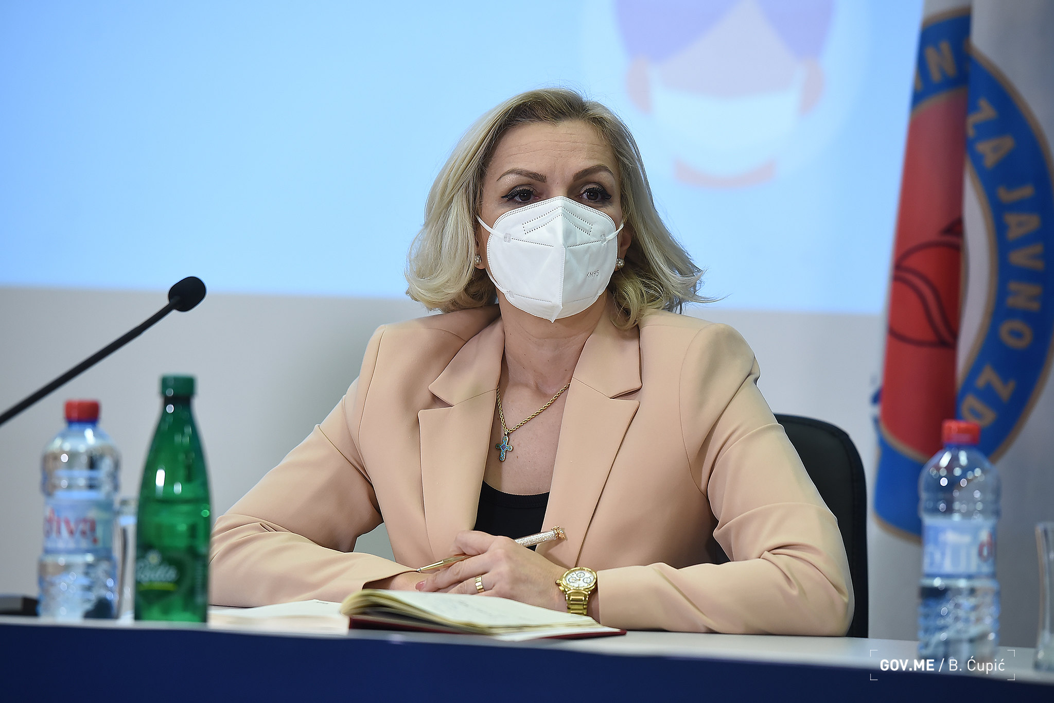 Borovinić Bojović: Policijski čas između subote i nedelje neće važiti, preko 200 hiljada kineskih vakcina stiže u CG