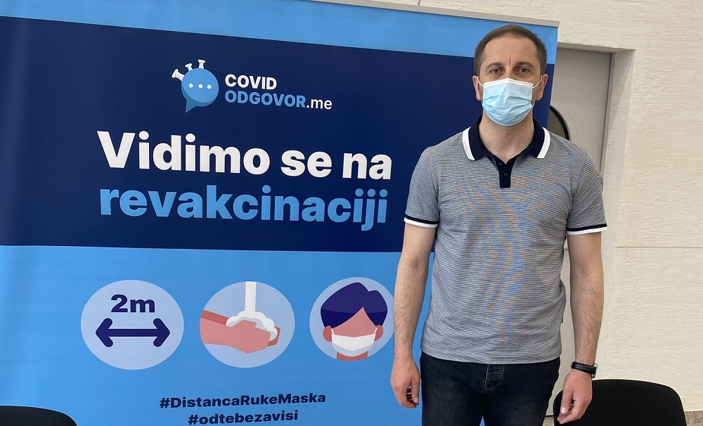 Šehović se vakcinisao: Vjerujem u nauku, pokažimo odgovornost