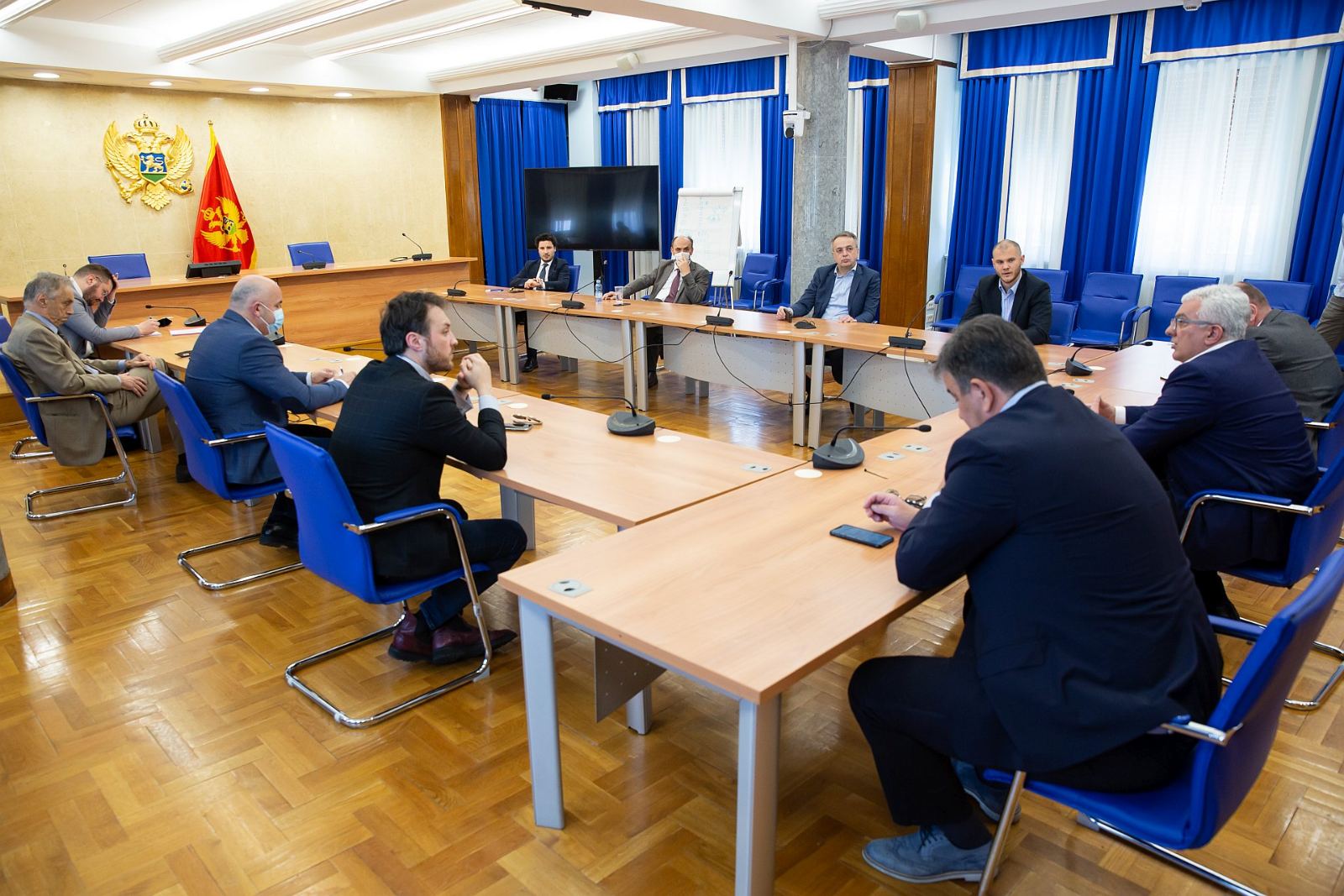 IZA KULISA: Ni riječ o rekonstrukciji Vlade, tužilački zakoni sada prioritet