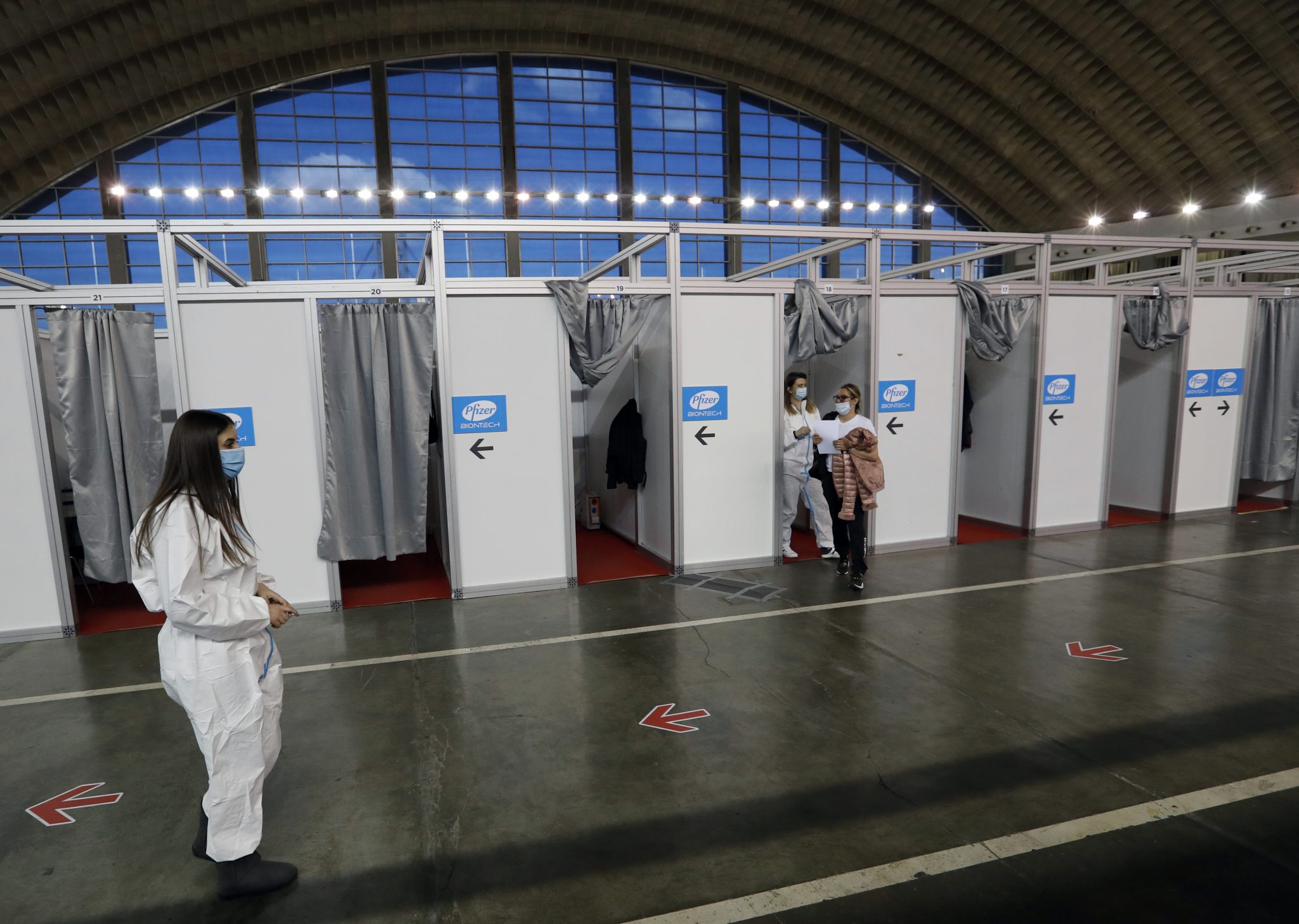 Srbija: Još 40 osoba preminulo, 4.398 novih slučajeva koronavirusa