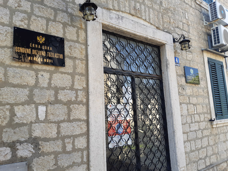 TUŽILAŠTVO ZA STANDARD: Istražujemo birački spisak u Herceg Novom i lica koja navodno imaju dupla prebivališta