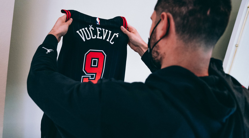 Vučević se poslije tri meča upisao u istoriju Čikaga