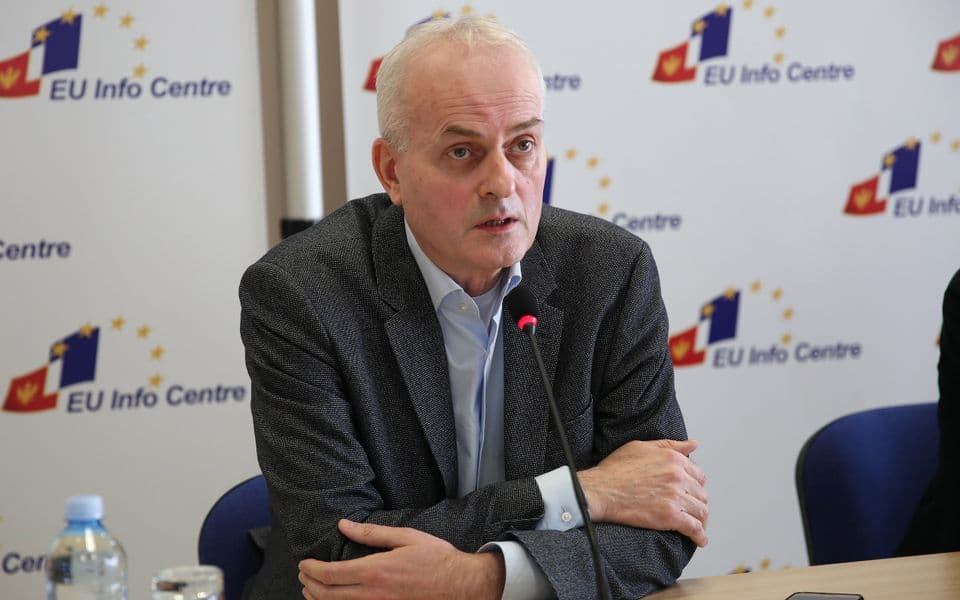 Vujović: Pred velikim izazovima i demokratija i mediji u svijetu