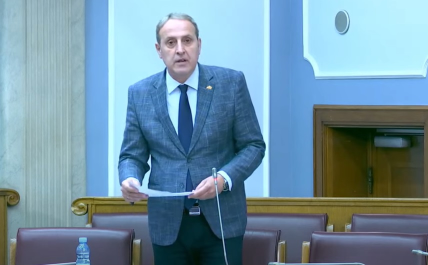 Popović: Sinoć potpisan temeljni ugovor između Vlade i SPC, Abazović: U 200 dana reformski put trebao biti brži