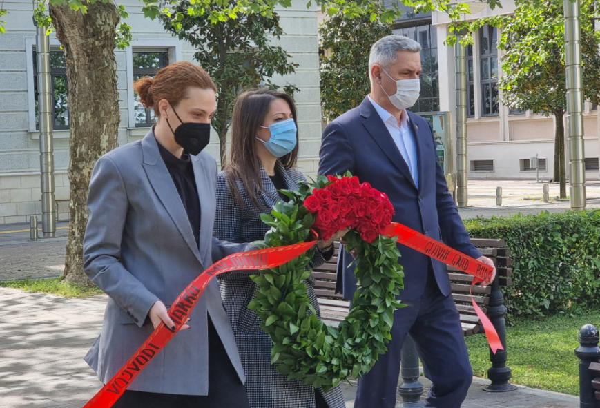 Delegacija Glavnog grada položila vijenac na spomenik Marku Miljanovu