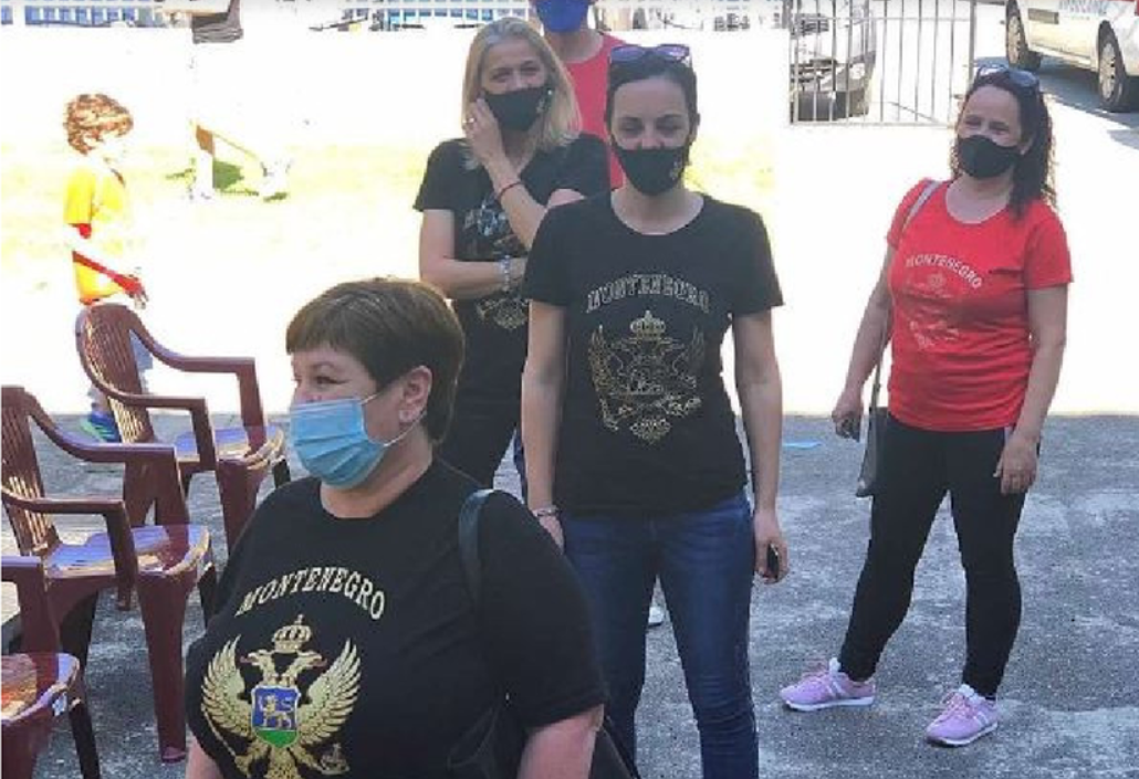 Vakcinisale se Patriote Kotora: Jer volim Crnu Goru