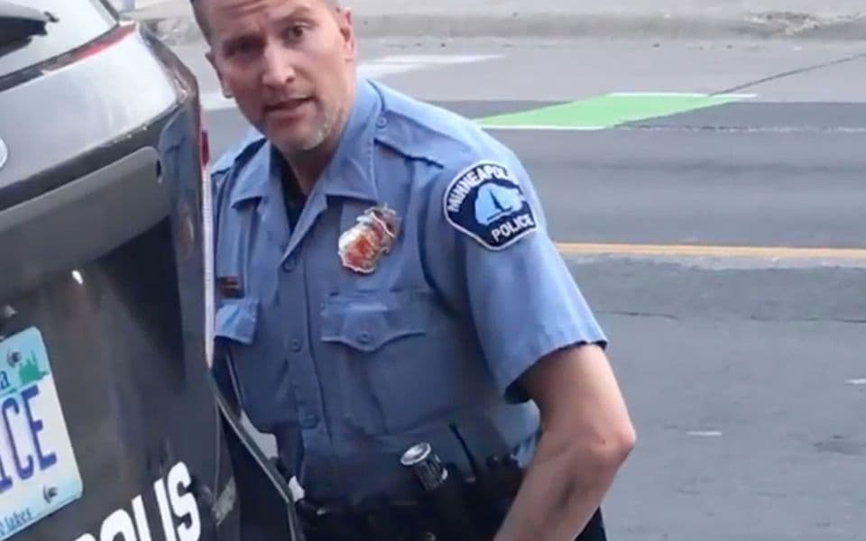 Policajac koji je ubio Džordža Flojda traži novo suđenje