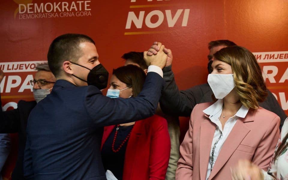 Demokrate i Krivokapić najjači, pad Demokratskog fronta i DPS-a