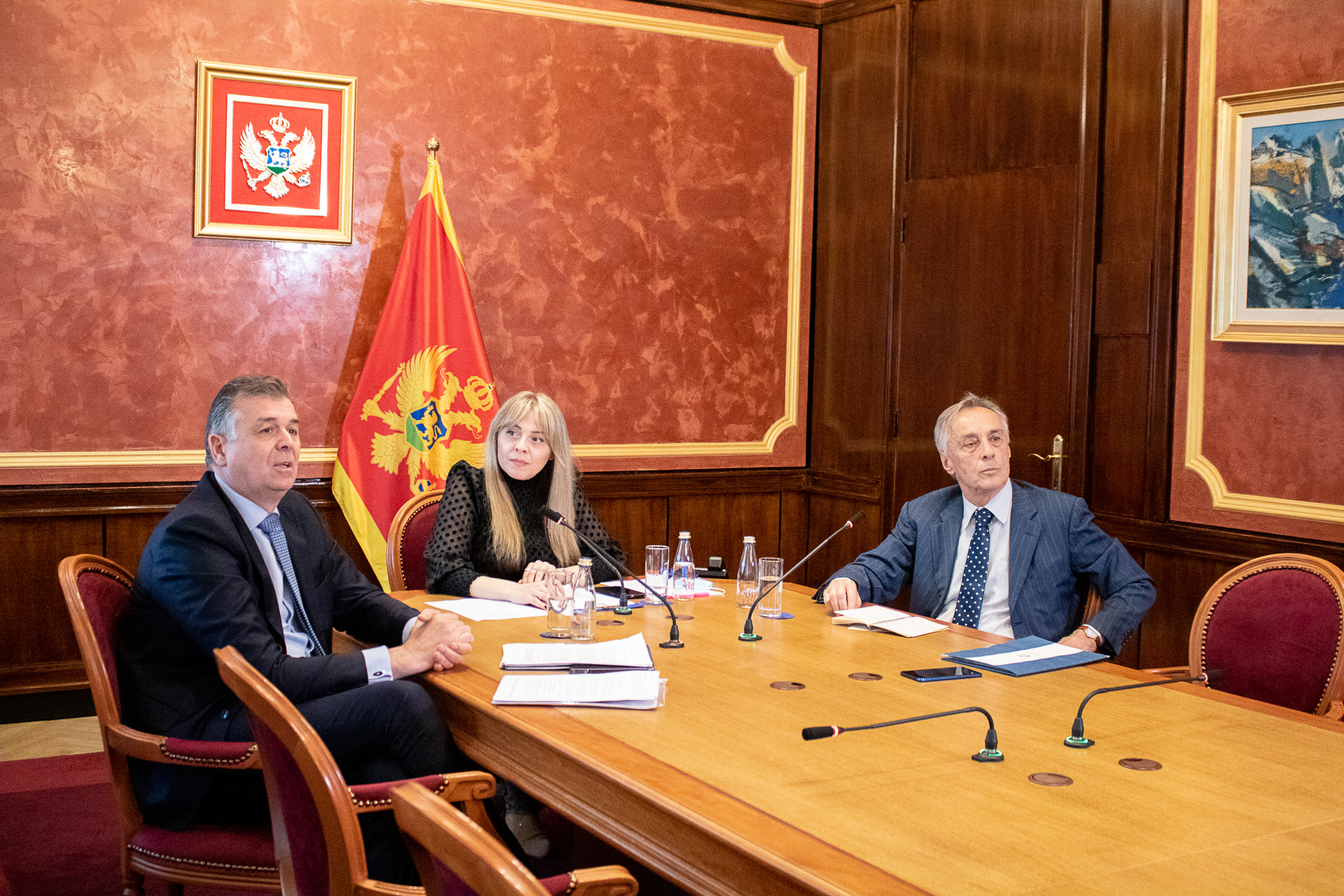 Lekić i Gvozdenović sa osnovcima razgovarali na temu „Simbolika 9. maja nekad i sad“