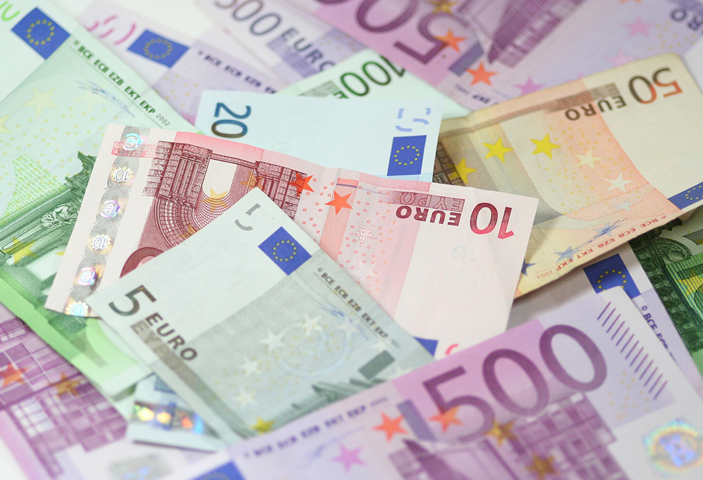 Do kraja februara odobreno skoro 3,19 milijardi eura kredita