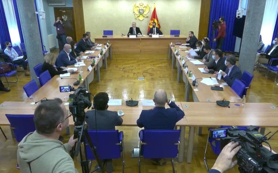 Odbor sjutra o opozivu ambasadora