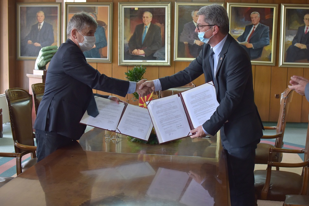 Makedonska akademija nauka i umjetnosti i Matica crnogorska potpisale memorandum o saradnji