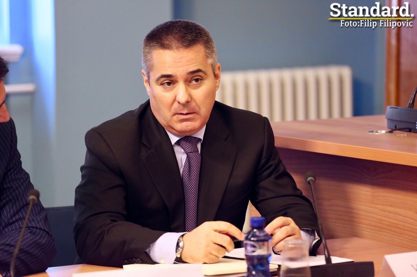 Veljović: Litije su bile crnogorsko duhovno posrnuće