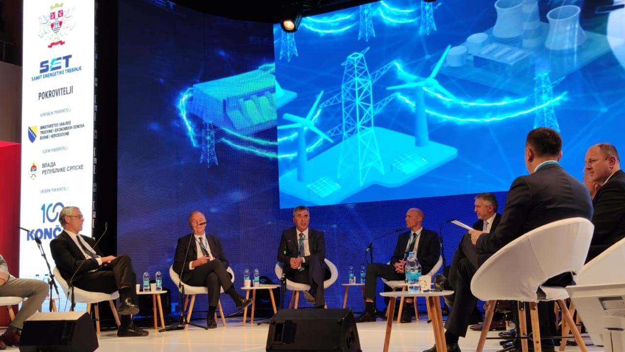 Đukanović: Razvoj Elektroprivrede se mora bazirati na zelenoj energiji