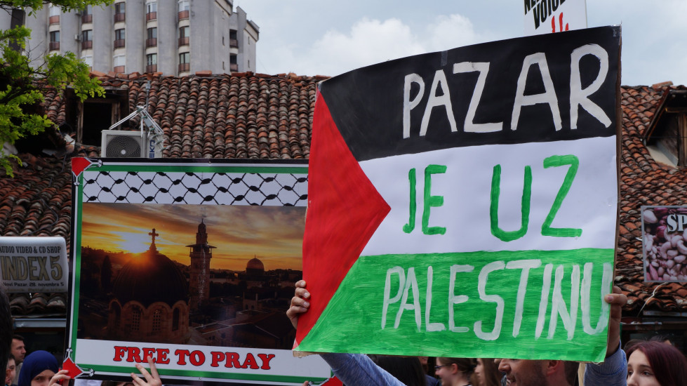 Građani Novog Pazara održali protest podrške narodu Palestine i pozvali na zaustavljenje Izraela
