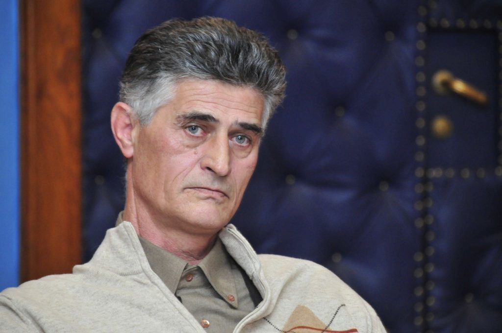 Rastoder: Pravimo distancu od politike URE