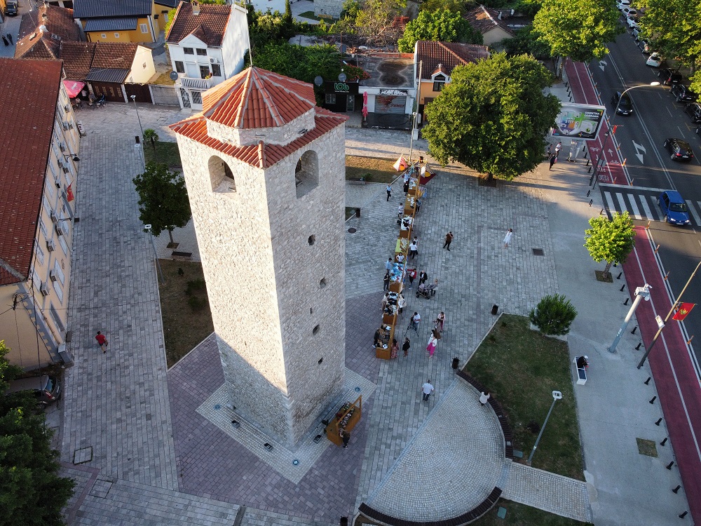Pristiglo 25 prijava za Konkurs za podršku preduzetnicima u gradskim naseljima Stara varoš i Drač