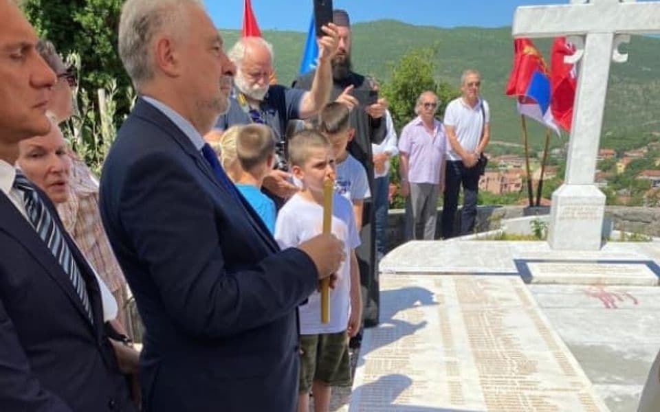 Krivokapić i Vukšić prisustvovali Vidovdanskoj liturgiji
