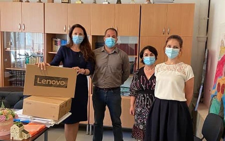CGO i Njemačka ambasada donirali tehniku školi “Bratstvo i jedinstvo” u Ulcinju