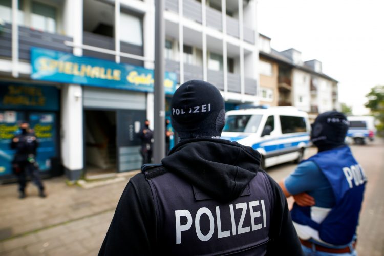 Europol: Više od 800 uhapšenih u međunarodnoj operaciji protiv kriminala
