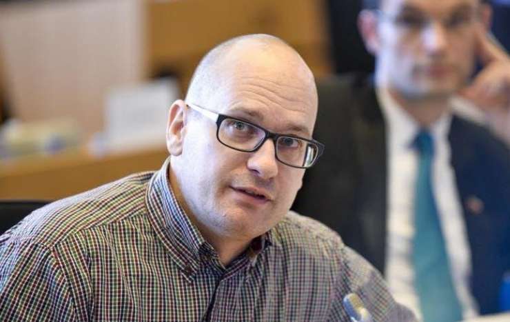 Mekina: Janšina retorika militaristička, Popov: Ne smiju se ponavljati greške iz devedesetih