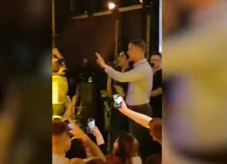 VIDEO: Stanivuković s Tanjom Savić na bini