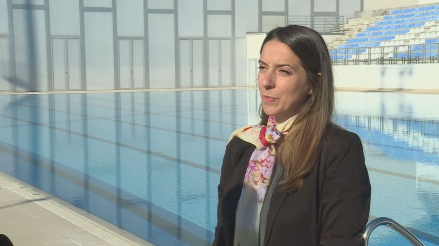 Prvi dan na otvorenom bazenu bez kupača, cijene kao lani