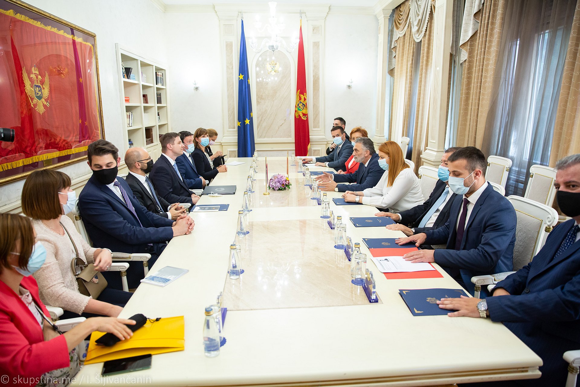Sastanak grupa prijateljstva Skupštine Crne Gore i Parlamenta Slovenije: Jačati parlamentarnu diplomatiju