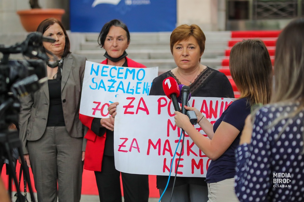 Savković Krivokapiću: I mojim glasom ste tu gdje ste, želimo Ustav jednak za sve