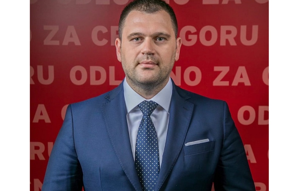 Anđušić: Vlada i generalna sekretarka Milačić da daju precizne informacije o otpuštanju radnika zbog ”ispoljavanja političkih uvjerenja”