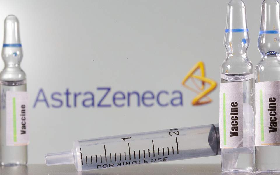 Institut za javno zdravlje preporučuje da se mlađima od 60 godina ne daje Astra Zeneka vakcina u slučaju niske transmisije virusa