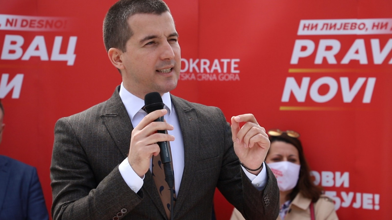 Demokrate: DF odlučio da služi jednom čovjeku umjesto svom narodu, zato ih ne zanima koliko su providne laži koje bacaju na nas