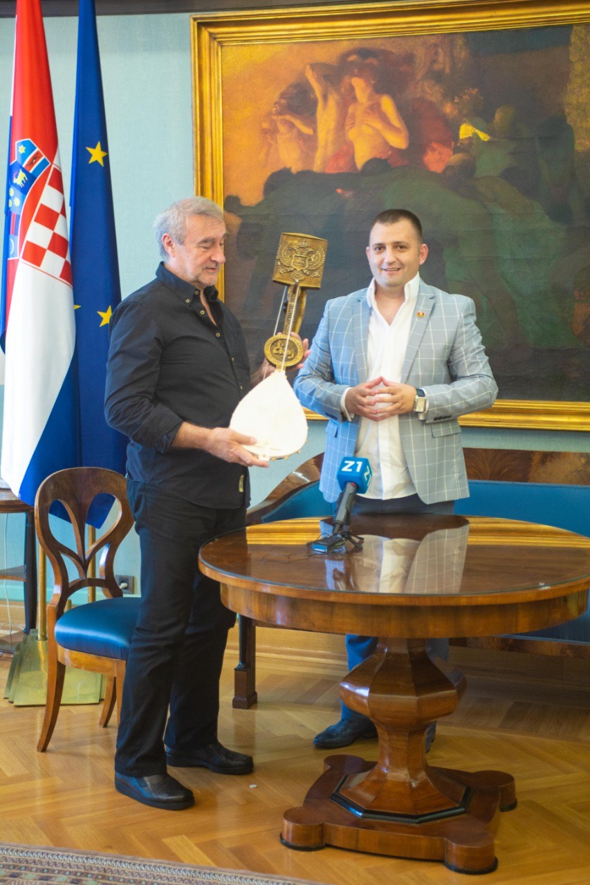 CKM poklonila gusle Antu Prkačinu