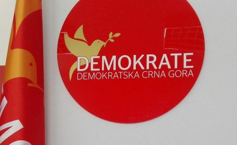 Demokrate: Više nego očigledno da Demokratski front igra duple pasove sa Demokratskom partijom socijalista